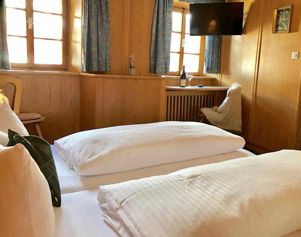 Hotel Schwarzer Adler Петной-ам-Арльберг Экстерьер фото